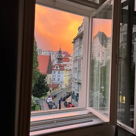 Parizska Apartment *